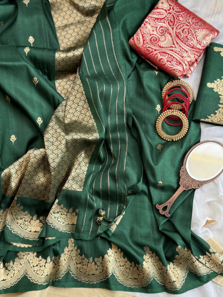 BOTTLE GREEN BANARASI HAND WOVEN PURE SILK SARI