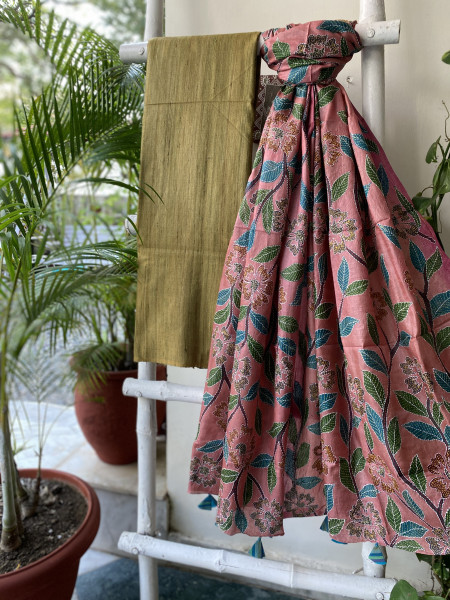 MEHNDI GREEN & SALMON TUSSAR SILK KANTHA EMBROIDERED dupatta  SET