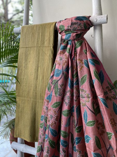 MEHNDI GREEN & SALMON TUSSAR SILK KANTHA EMBROIDERED dupatta  SET