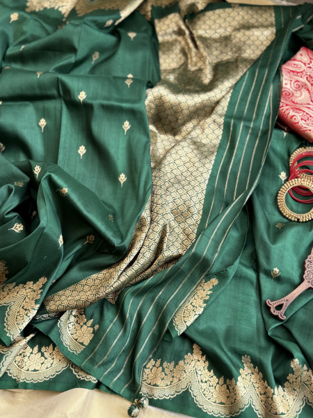 BOTTLE GREEN BANARASI HAND WOVEN PURE SILK SARI