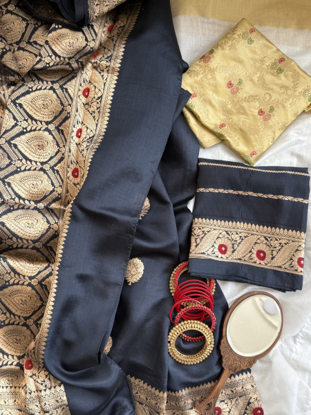 BLACK BANARASI MEENAKARI HAND WOVEN PURE SILK SARI