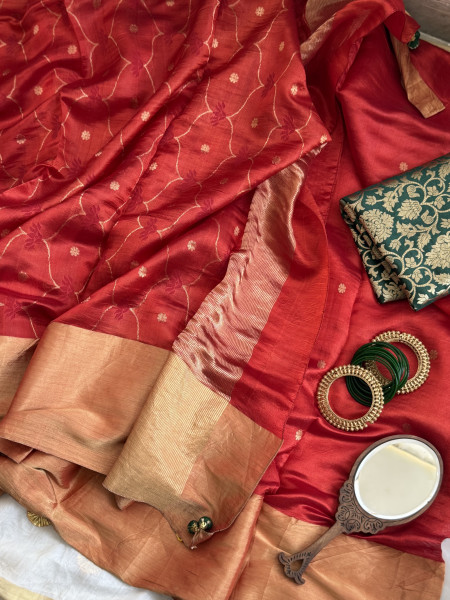 RUST-RED HAND WOVEN PURE SILK SARI
