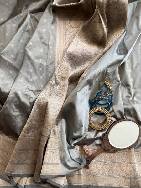 GREY BANARASI HAND WOVEN PURE SILK SARI