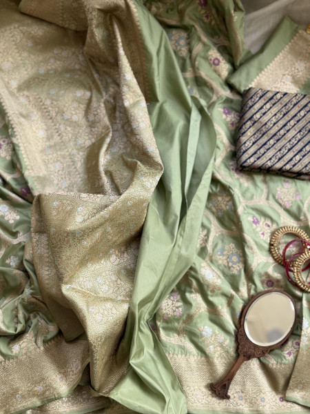 PISTA GREEN BANARASI MEENAKARI HAND WOVEN PURE SILK SARI
