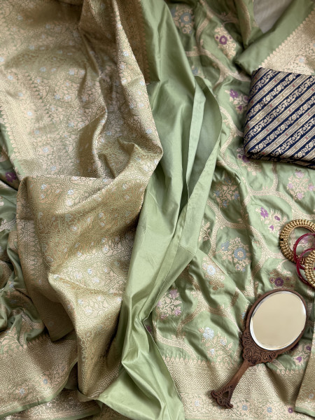 PISTA GREEN BANARASI MEENAKARI HAND WOVEN PURE SILK SARI