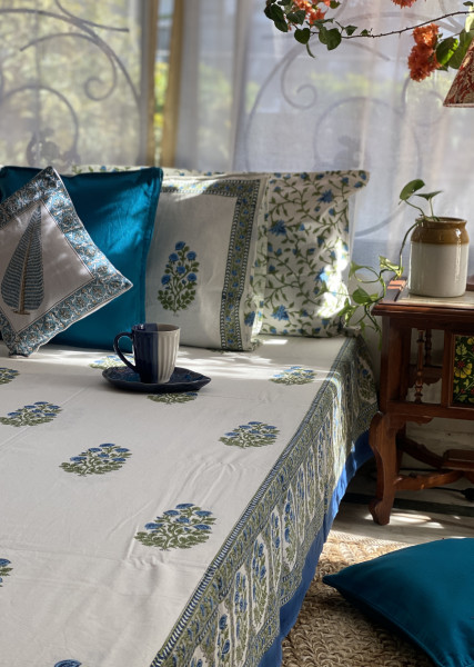 OFF WHITE COTTON HAND BLOCK PRINT KING BEDSHEET