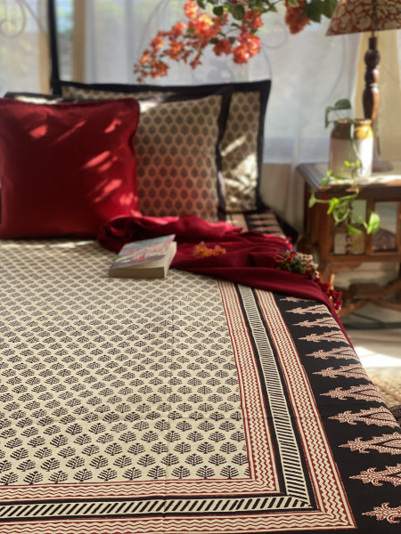 BEIGE COTTON "BAGH" HAND BLOCK PRINT DOUBLE BEDSHEET