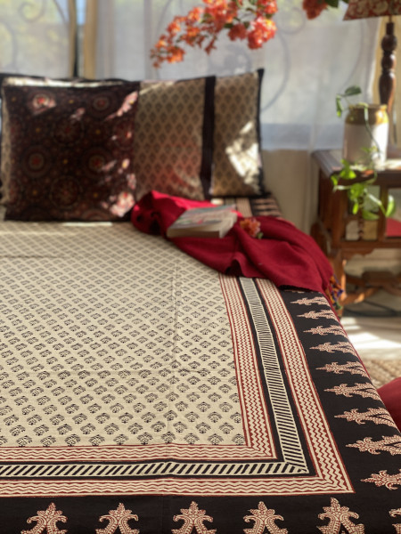 BEIGE COTTON "BAGH" HAND BLOCK PRINT DOUBLE BEDSHEET