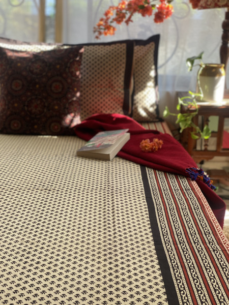 BEIGE COTTON "BAGH" HAND BLOCK PRINT DOUBLE BEDSHEET
