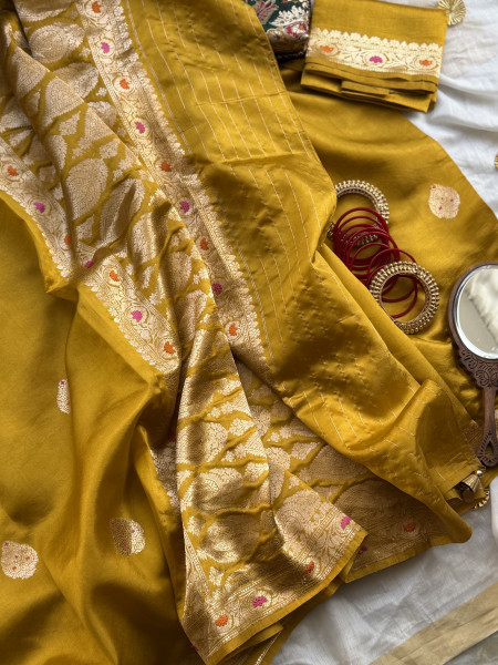 MUSTARD BANARASI MEENAKARI HAND WOVEN PURE SILK SARI