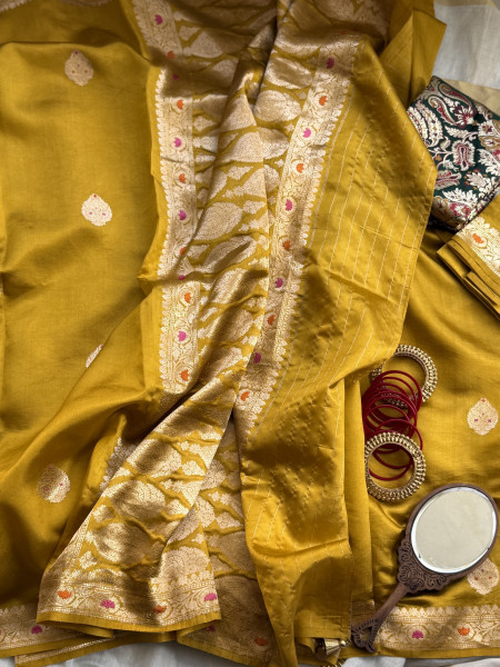 MUSTARD BANARASI MEENAKARI HAND WOVEN PURE SILK SARI