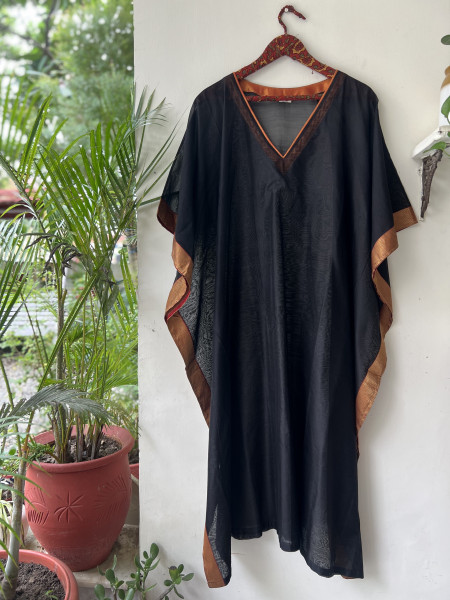 BLACK & RED MAHESHWARI SILK & COTTON KAFTAN SET