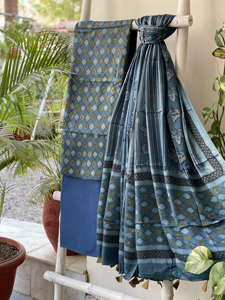 Image of INDIGO AJRAKH MODAL SILK DUPATTA SET