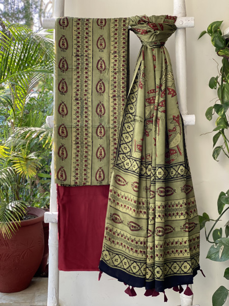 MEHNDI GREEN AJRAKH MODAL SILK DUPATTA SET