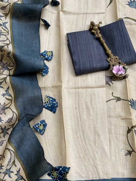 OFF WHITE-GREY BLOCK PRINT TUSSAR SILK SARI