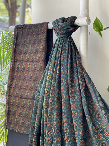 MAROON-GREEN AJRAKH MODAL SILK DUPATTA SET