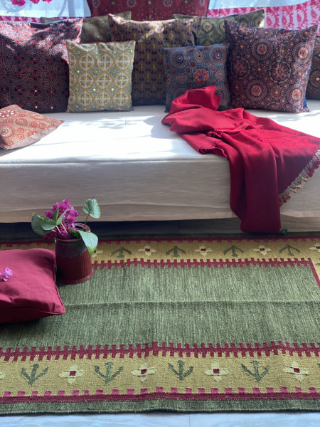 GREEN WOOL & COTTON HAND WOVEN DURRIE