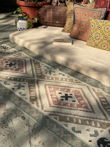 MULTI COLOUR WOOL & COTTON KILIM HAND WOVEN DURRIE