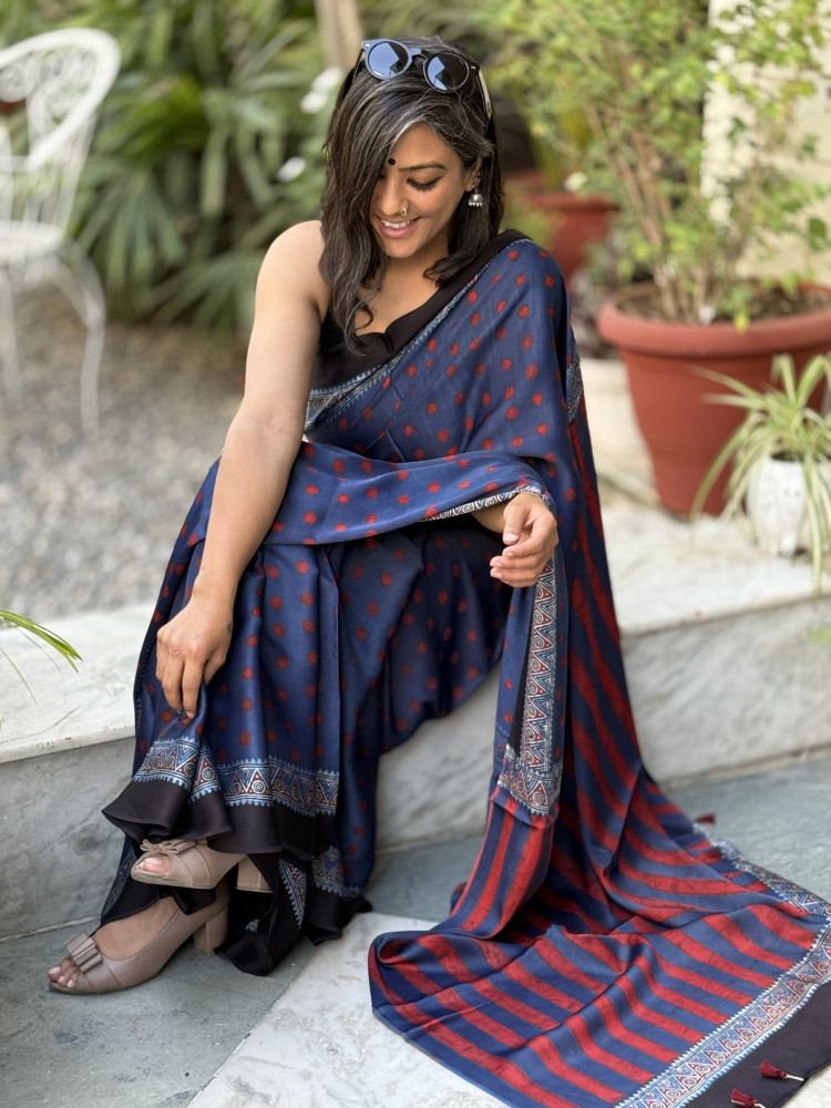 Image of INDIGO-MAROON MODAL SILK AJRAKH BLOCK PRINT SARI