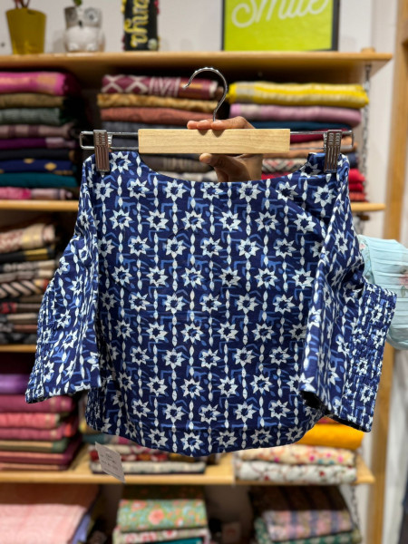 Stretchable Blouse - Size 36 to 38 - Blue