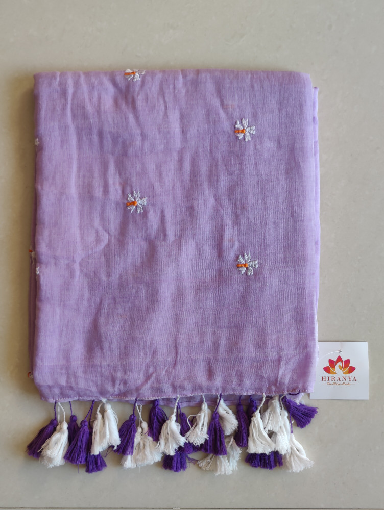 Image of Prajakta Embroidered Mul Saree - Lilac