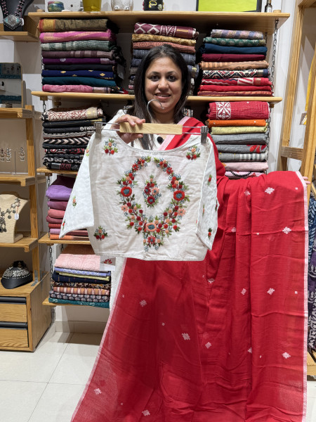 Red Jamdani Mul saree with Free Size Blouse