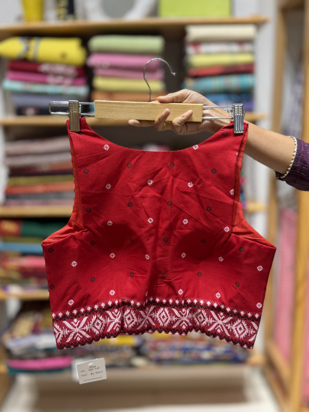 Polka Dots Mul Saree with Free Size Sleeveless Blouse