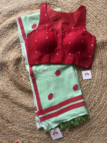 Polka Dots Mul Saree with Free Size Sleeveless Blouse