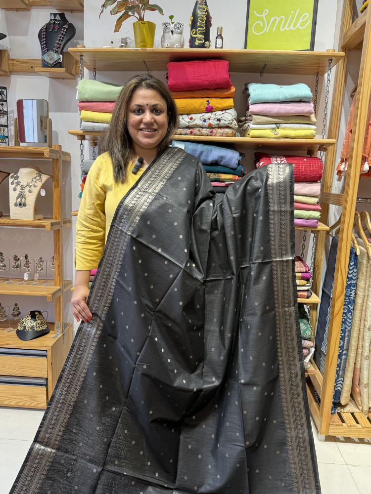 Image of Zari Motifs Black Saree