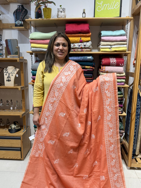 Mul Chikankari saree - Peach