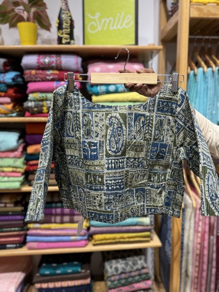 Stretchable Blouse Kantha Stitch - Free size 40 to 44