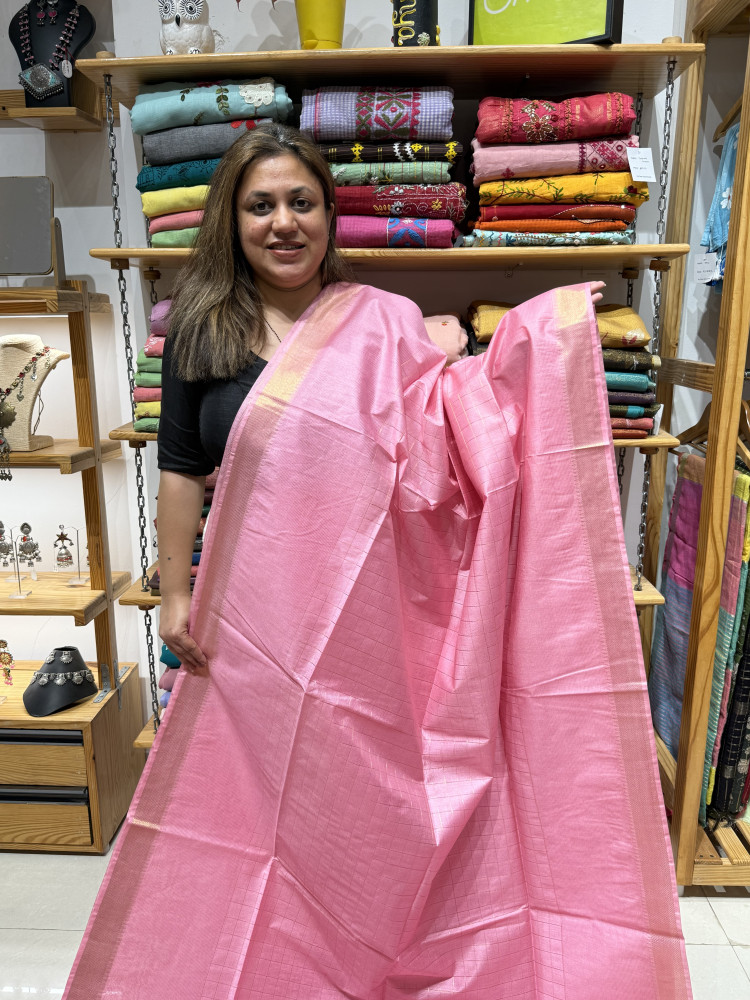 Image of Mangalgiri checks blended cotton saree