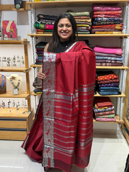 Mangalgiri with Paithani Border in Red