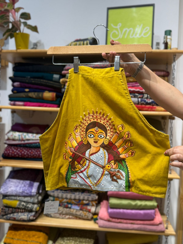 Image of Handpainted Devi Halter Neck Padded Blouse  - Free Size