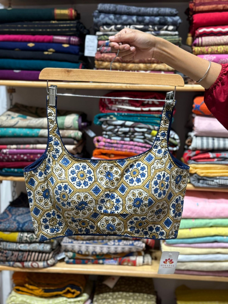 Image of Sleeveless Padded Blouse Ajrakh Print- Free Size