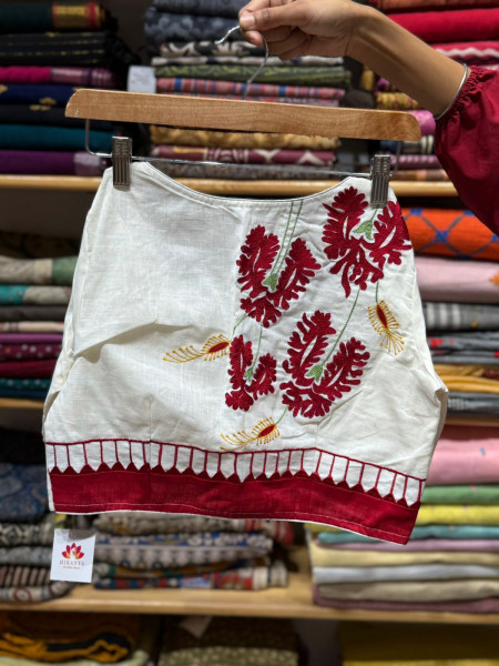 Prajakta Flower Saree in Mul Cotton with White Embroidered Blouse