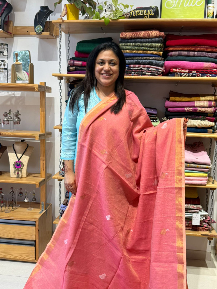 Image of Linen Tissue Saree - Peach