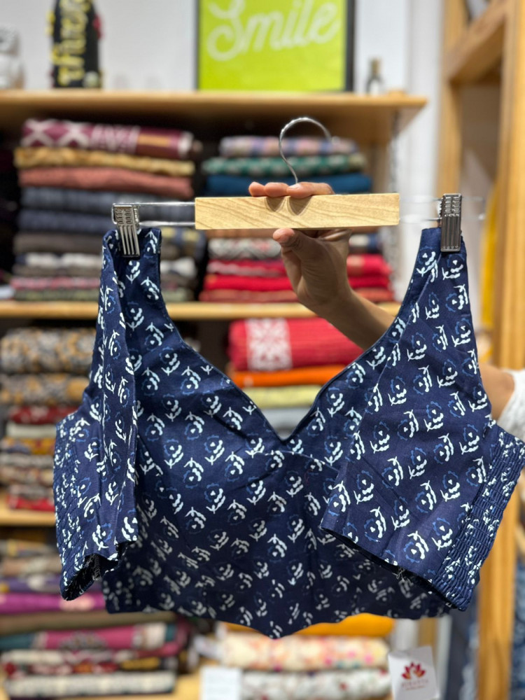 Image of Stretchable Padded Printed Free Size Blouse  -Indigo- Size 34-38