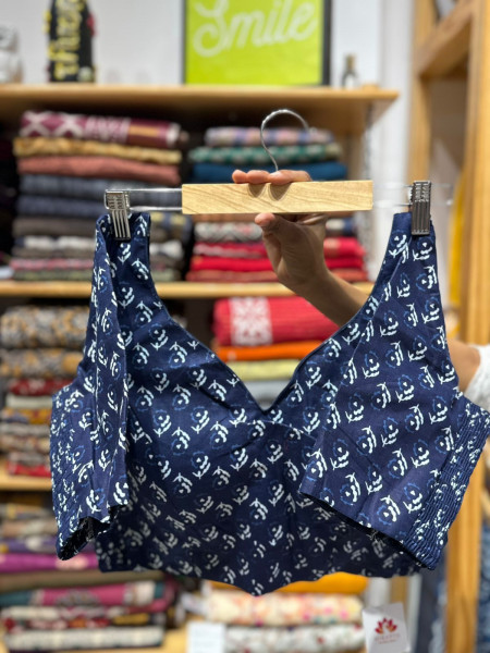 Stretchable Padded Printed Free Size Blouse  -Indigo- Size 34-38