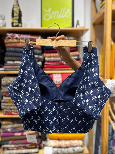 Stretchable Padded Printed Free Size Blouse  -Indigo- Size 34-38