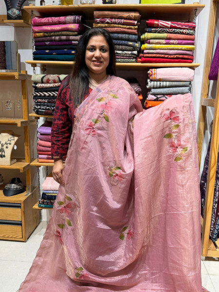 Crush Organza Saree with Free Size sleeveless blouse