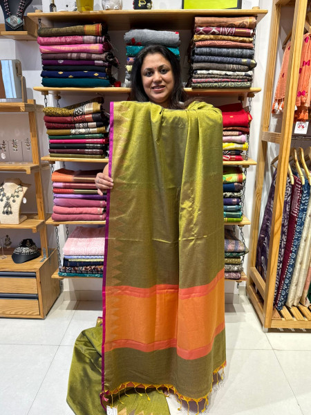 Temple Border Saree with Purple Blouse