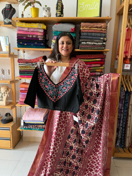 ART Chanderi Saree with Balck Blouse