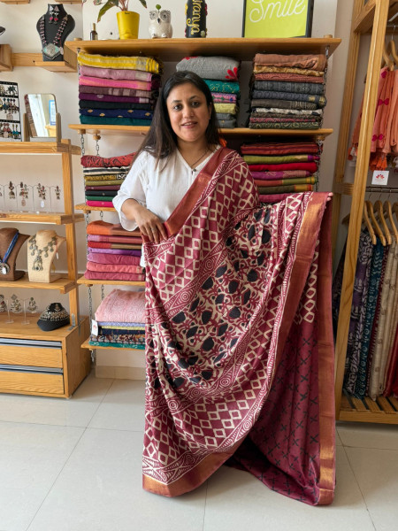 ART Chanderi Saree with Balck Blouse