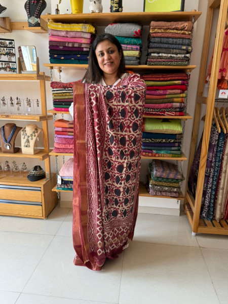 ART Chanderi Saree with Balck Blouse