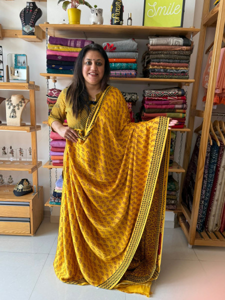 Modal Silk Bagh Print Saree with Sleeveless FREE SIZE Blouse