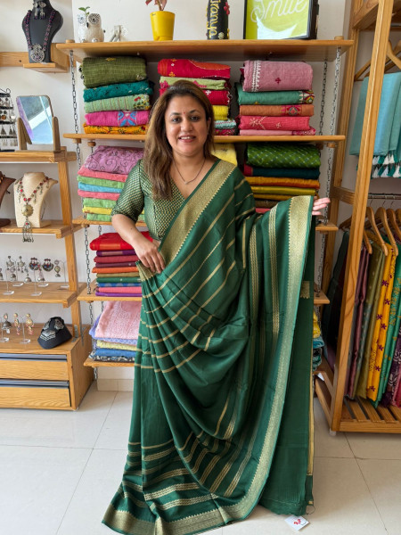Banarsi Russian Silk Saree - Bottle Green