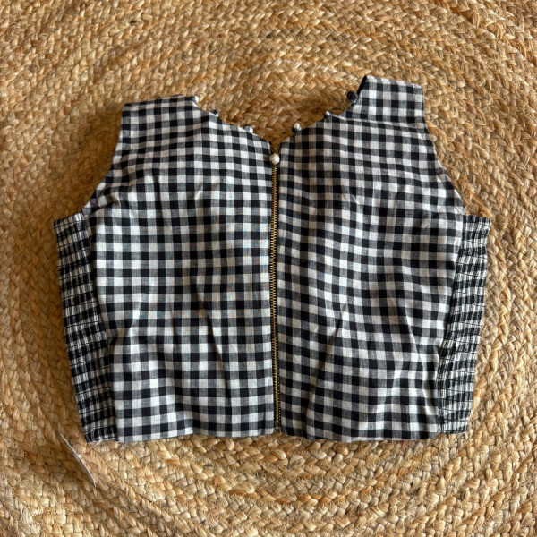 Sleeveless Zipper Free Size Stretchable blouse - Fits 36 to 38