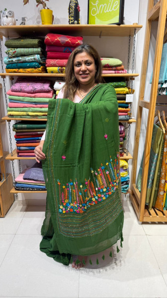 Hand Embroidered Mul Saree - No blouse piece