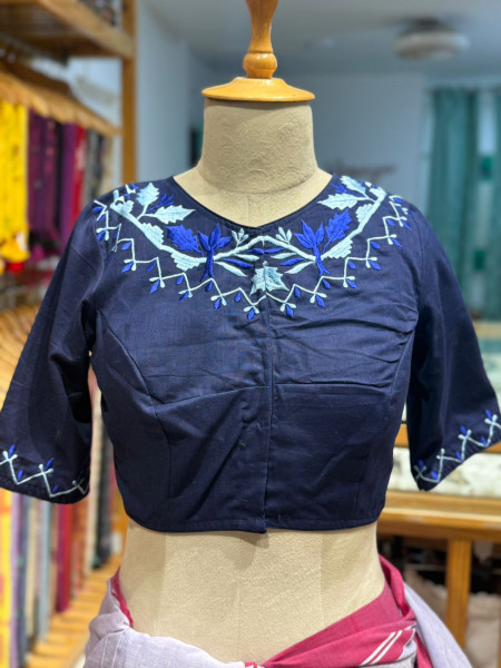 Combo - Lavendar Dhaniakhali Cotton Saree withBlue Embroidered Blouse